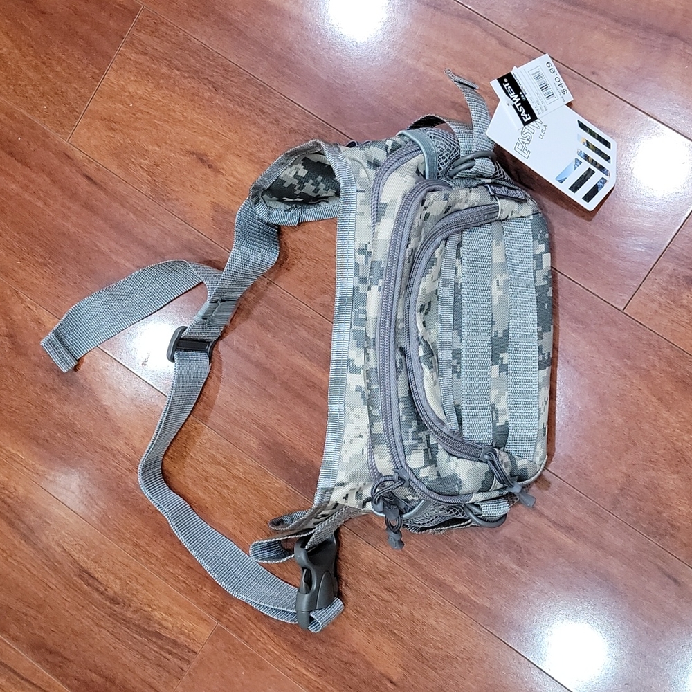NWT Eastwest belt bag